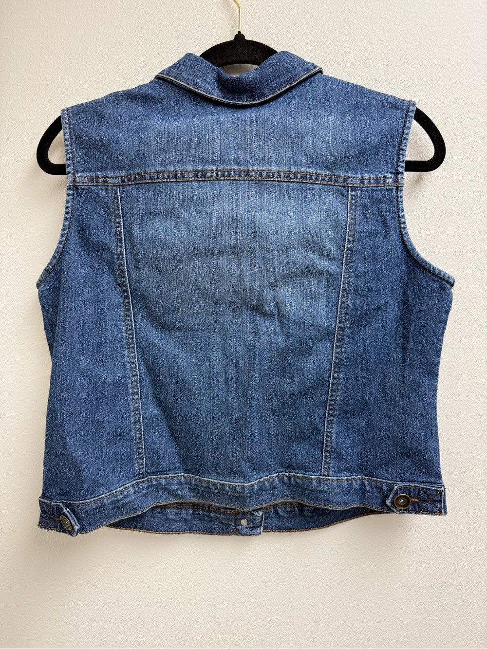 Jean Jacket Identification - Picture 4 of 4